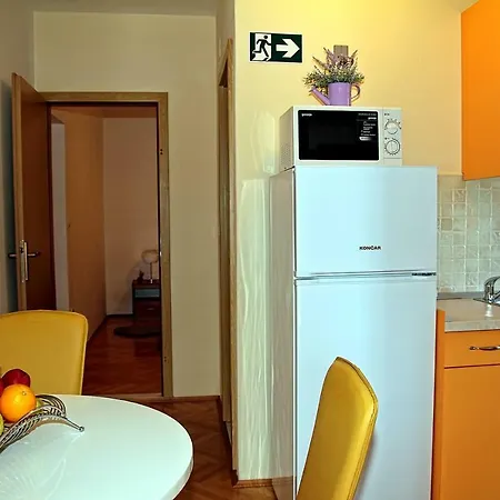 Apartment Andela *
